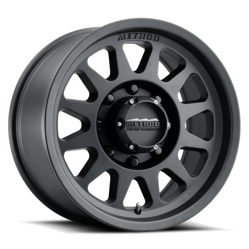 Method MR704 HD 17x9 18mm Offset 8x180 130.81mm CB Matte Black Wheel