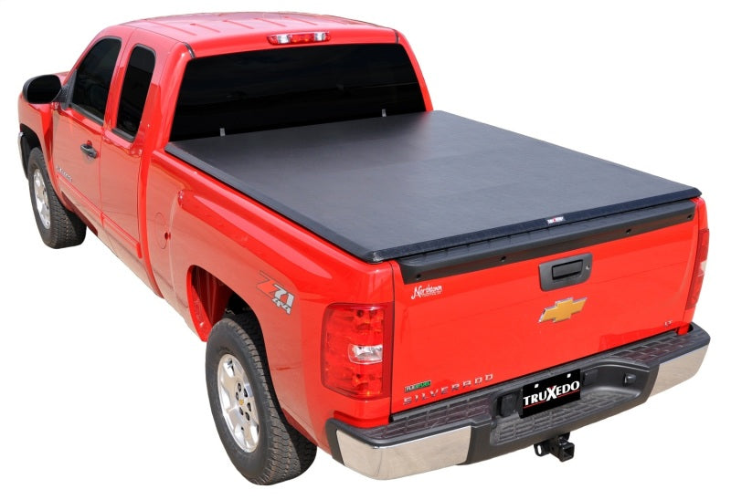 Truxedo 07-13 GMC Sierra &amp; Chevrolet Silverado 1500 5ft 8in TruXport Bed Cover