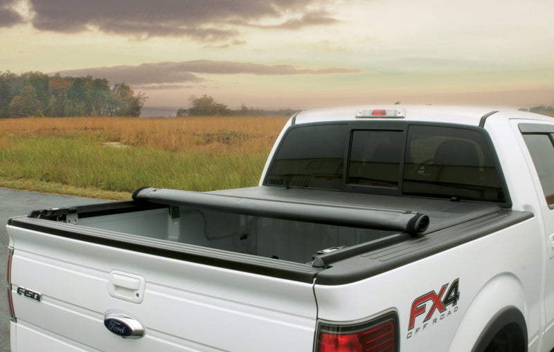 Lund 99-07 Chevy Silverado 1500 (8ft. Bed) Genesis Roll Up Tonneau Cover - Black