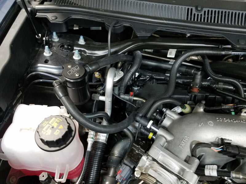 J&amp;L 10-19 Ford Flex EcoBoost V6 Passenger Side Oil Separator 3.0 - Black Anodized