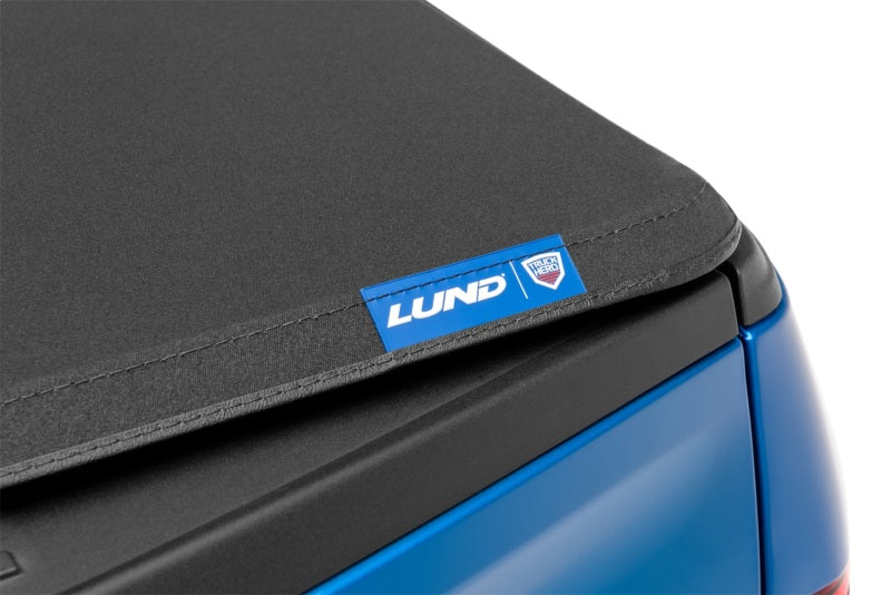 Lund 02-17 Dodge Ram 1500 (6.5ft. Bed Excl. Rambox) Genesis Elite Tri-Fold Tonneau Cover - Black